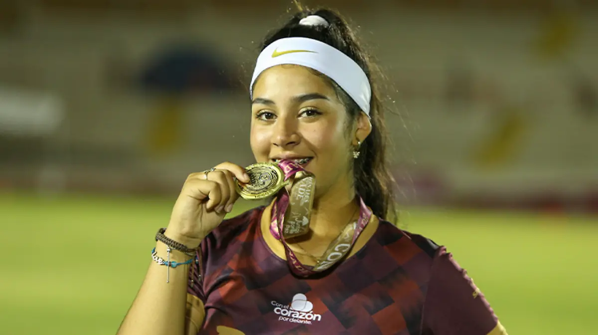 GANADORA DE ATLETISMO